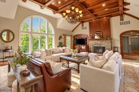 19 Heritage Court Bernardsville NJ 07924