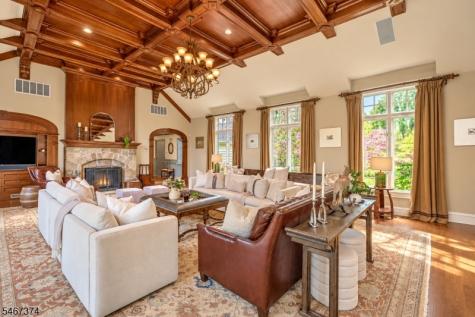 19 Heritage Court Bernardsville NJ 07924