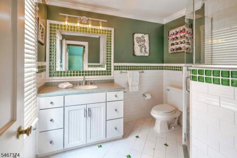 19 Heritage Court Bernardsville NJ 07924