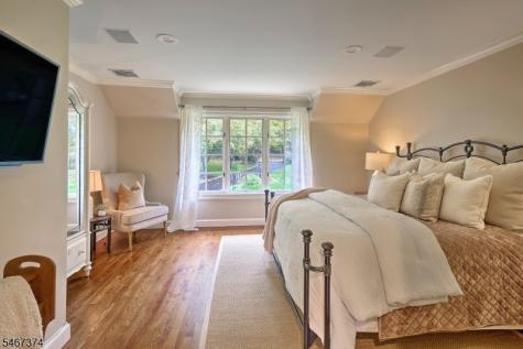 19 Heritage Court Bernardsville NJ 07924
