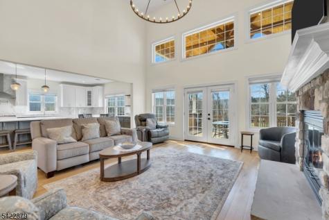42 Brantwood Terrace Mansfield NJ 07840