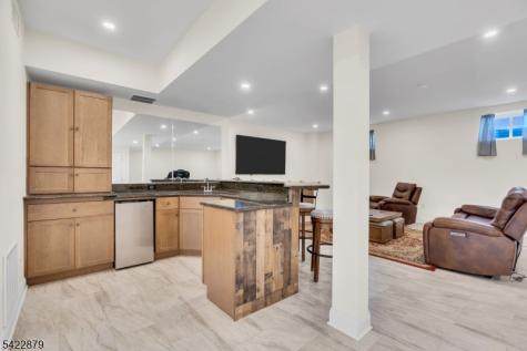 42 Brantwood Terrace Mansfield NJ 07840