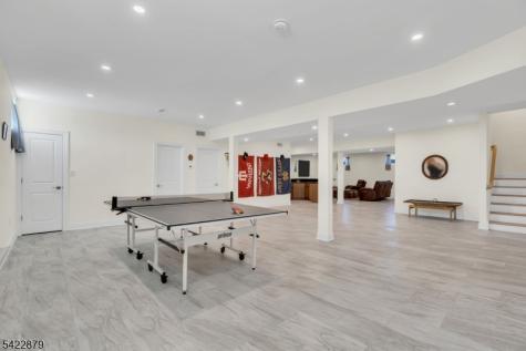 42 Brantwood Terrace Mansfield NJ 07840