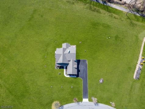42 Brantwood Terrace Mansfield NJ 07840