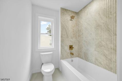 1880 Long Terrace Union NJ 07083