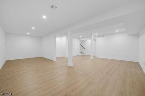 1880 Long Terrace Union NJ 07083