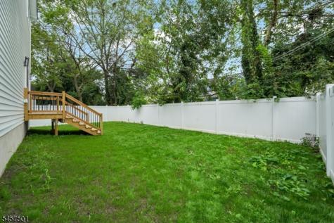 1880 Long Terrace Union NJ 07083