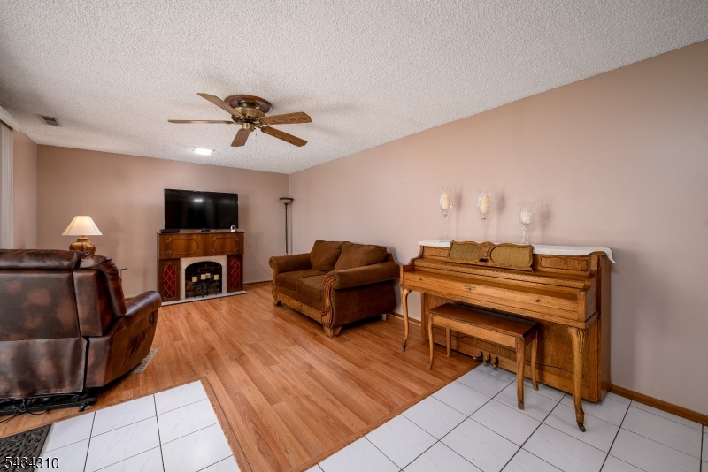 385 Jensen Avenue Rahway NJ 07065