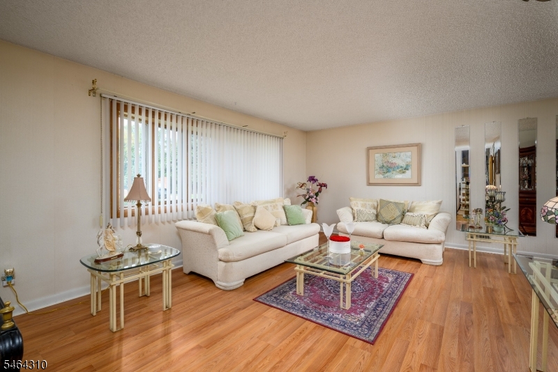 385 Jensen Avenue Rahway NJ 07065
