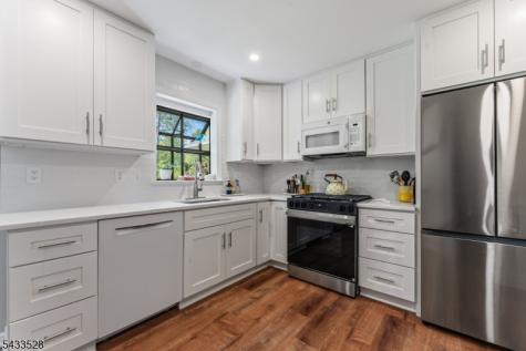 9 Cross Road Hanover NJ 07950