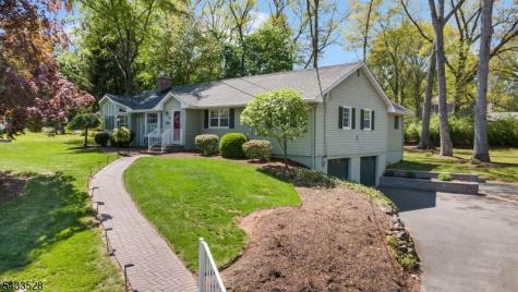 9 Cross Road Hanover NJ 07950