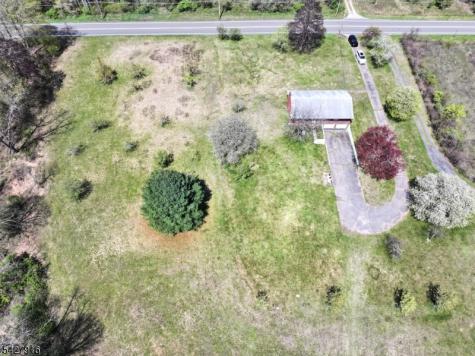 217 River Road Montague NJ 07827
