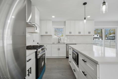 26 Hunterdon Road West Orange NJ 07052