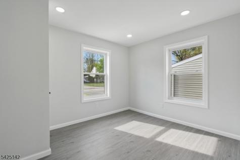 26 Hunterdon Road West Orange NJ 07052