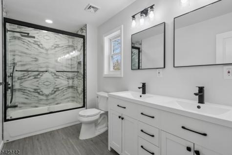 26 Hunterdon Road West Orange NJ 07052