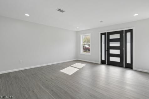 26 Hunterdon Road West Orange NJ 07052