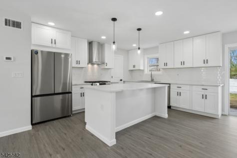 26 Hunterdon Road West Orange NJ 07052