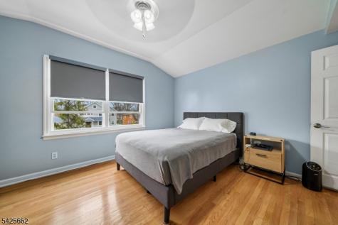 16 Lee Road Livingston NJ 07039