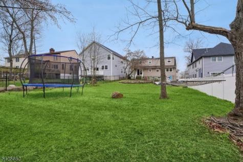 16 Lee Road Livingston NJ 07039