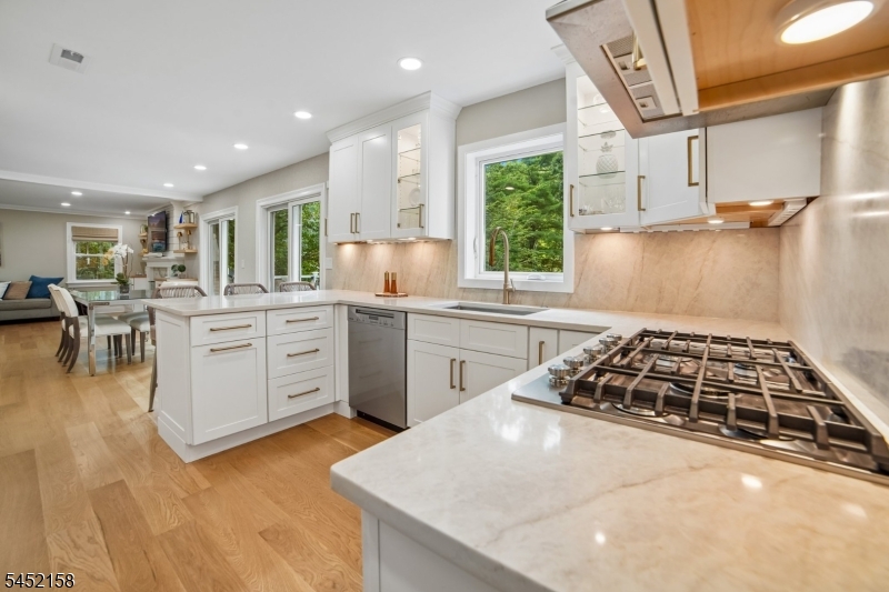 69 N Hillside Avenue Livingston NJ 07039