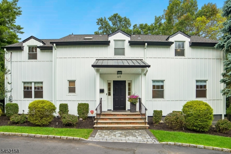 69 N Hillside Avenue Livingston NJ 07039