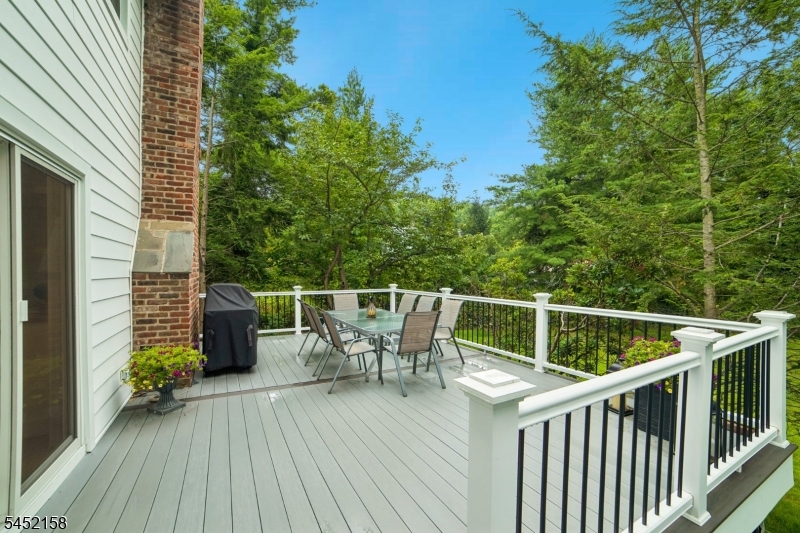 69 N Hillside Avenue Livingston NJ 07039