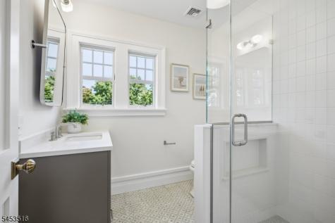 150 Gordonhurst Avenue Montclair NJ 07043
