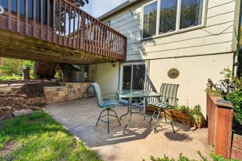17 Lynn Court Hillsborough NJ 08844