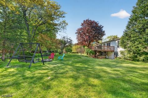 17 Lynn Court Hillsborough NJ 08844