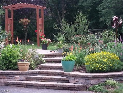 17 Lynn Court Hillsborough NJ 08844