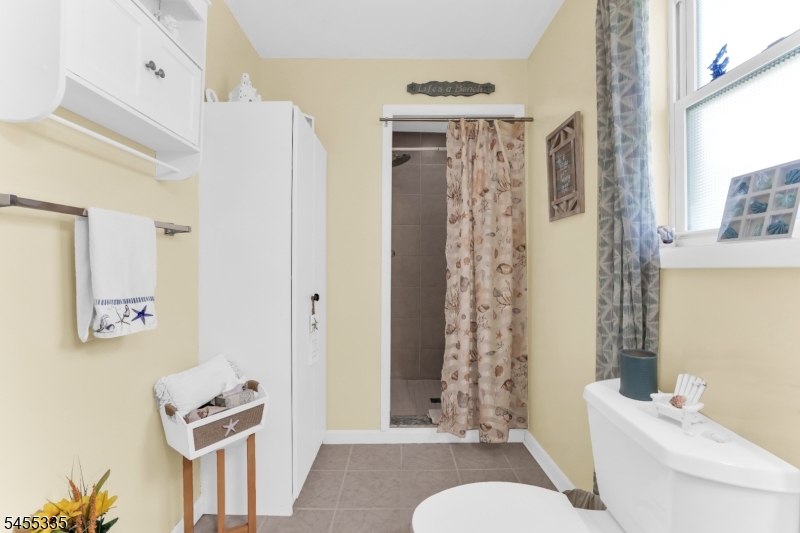 212 Gordon Avenue Totowa NJ 07512