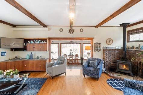 64 Ithanell Road Hopatcong NJ 07843