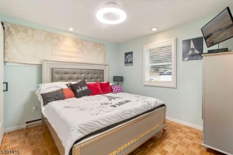 64 Ithanell Road Hopatcong NJ 07843