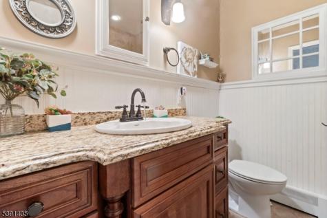 64 Ithanell Road Hopatcong NJ 07843