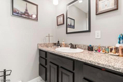 64 Ithanell Road Hopatcong NJ 07843