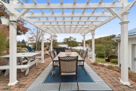 64 Ithanell Road Hopatcong NJ 07843