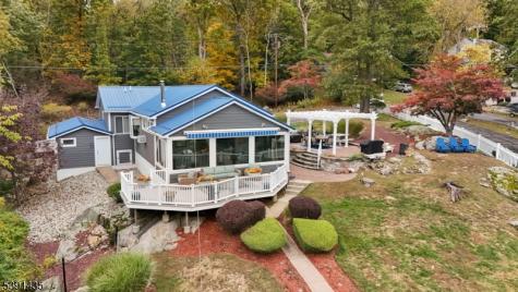 64 Ithanell Road Hopatcong NJ 07843