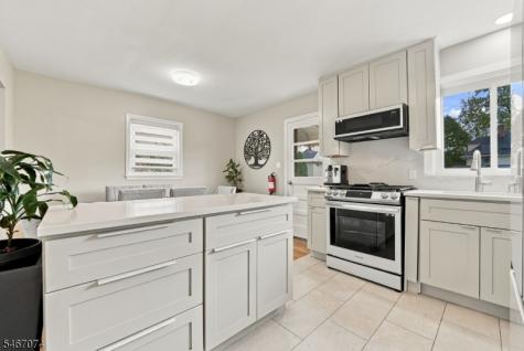 91 Laurel Street Ridgefield Park Village NJ 07660