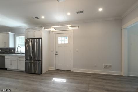 142 Passaic Avenue Roseland NJ 07068