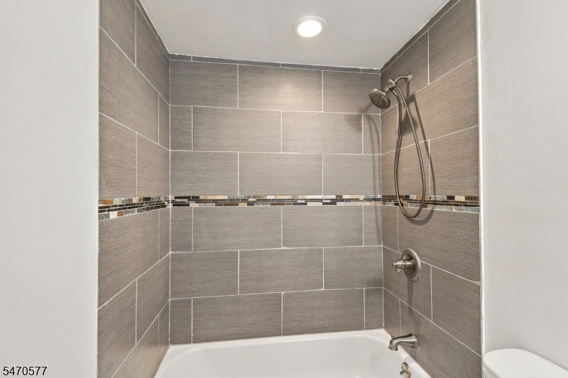 1138 Mayfair Drive Rahway NJ 07065