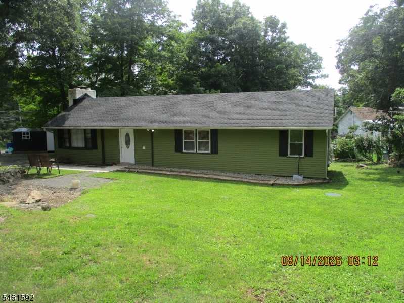 4 Mohawk Trail Hopatcong NJ 07821