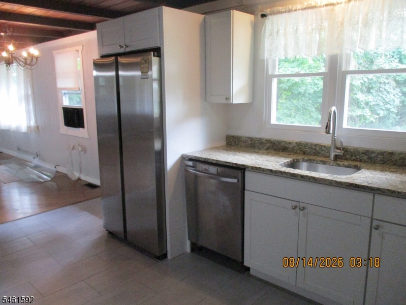 4 Mohawk Trail Hopatcong NJ 07821