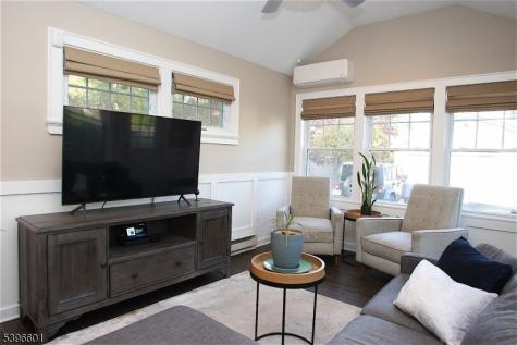 58 Cambridge Road Montclair NJ 07042