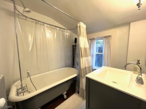 58 Cambridge Road Montclair NJ 07042