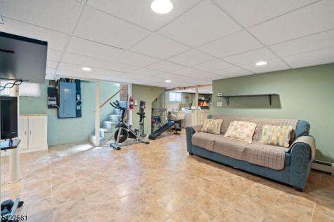 431 Locust Avenue Garwood NJ 07027