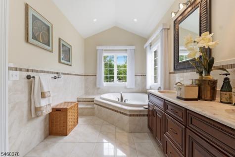 156 Boulevard Kenilworth NJ 07033