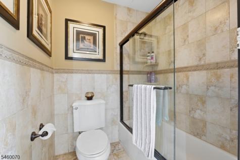 156 Boulevard Kenilworth NJ 07033
