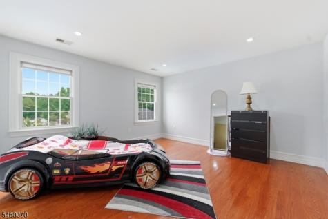 156 Boulevard Kenilworth NJ 07033
