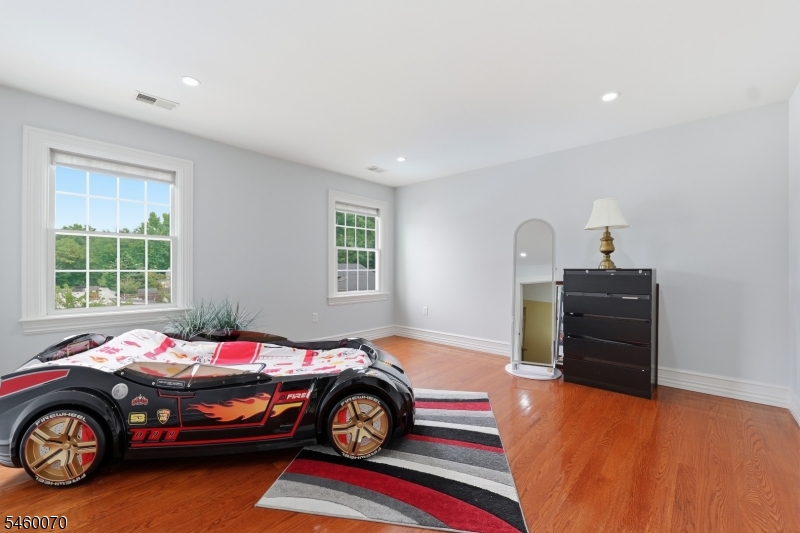 156 Boulevard Kenilworth NJ 07033