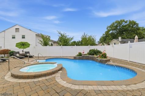 156 Boulevard Kenilworth NJ 07033